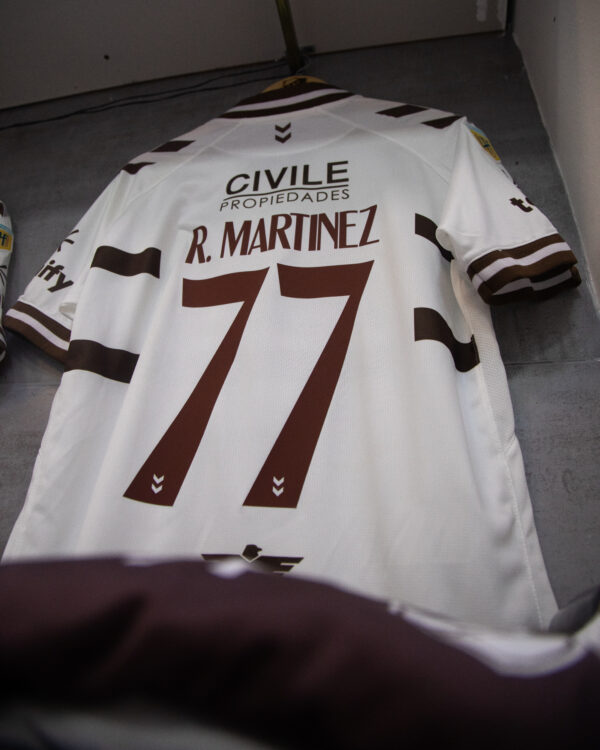 Camiseta Usada vs San Lorenzo - R.Martinez - Imagen 2