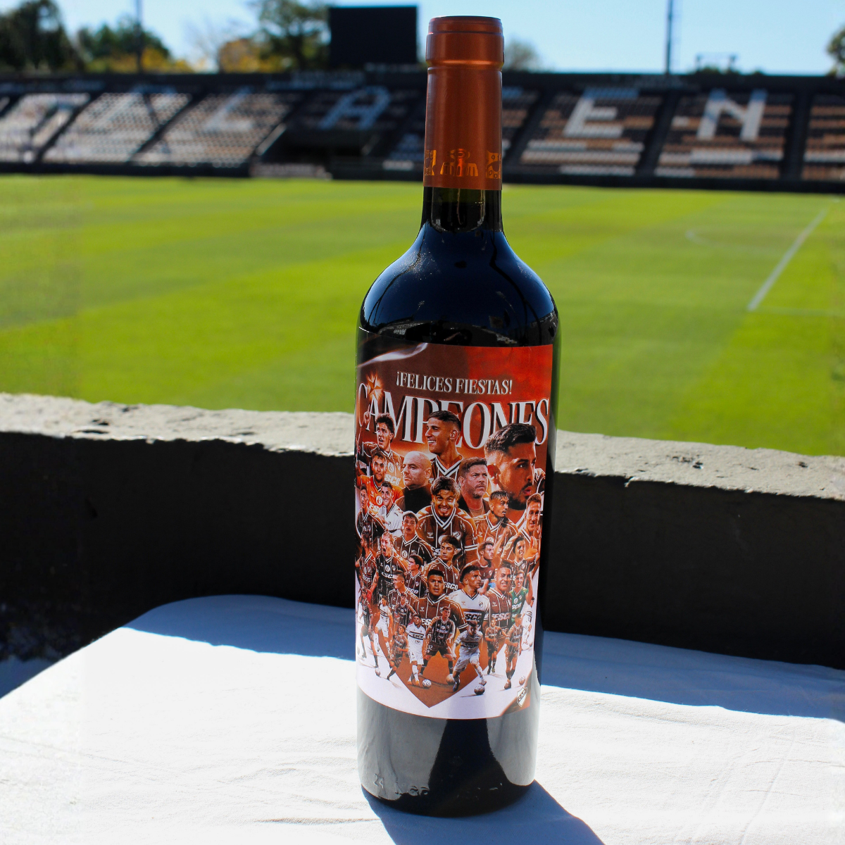 Vino "Campeones 2025" - Imagen 2